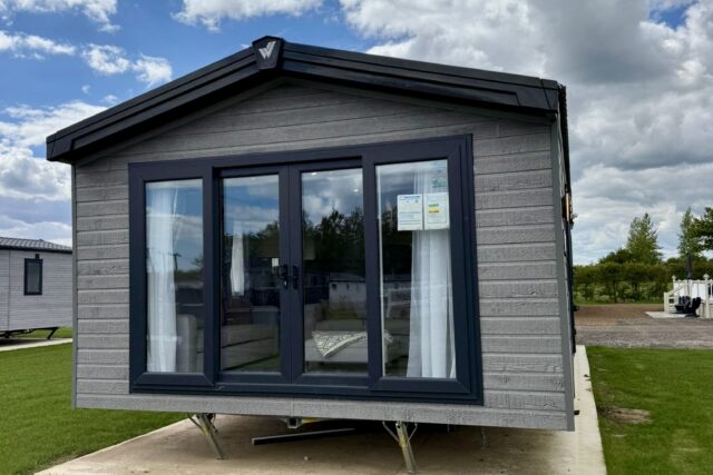 Willerby Malton Elite 40×14