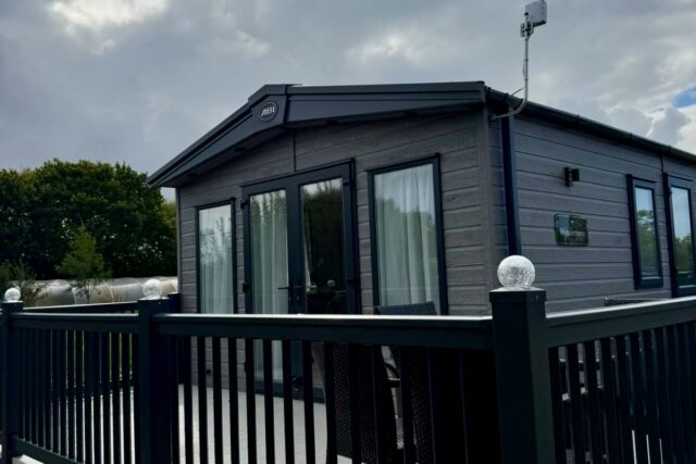 ABI Windermere 40×13